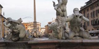 罗马纳沃纳广场Fontana del Moro雕像