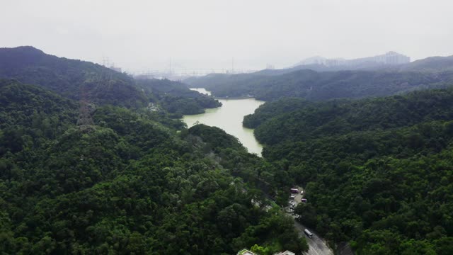 香港金山郊野公园九龙水塘的无人机照片