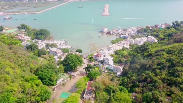 大屿山大澳渔村上空低空飞行