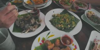 当地泰国食物，分享和传递食物