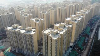 中国新公寓楼的天线。视频素材模板下载
