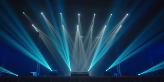 音乐会舞台灯光效果。