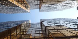 高层建筑与现代建筑在大城市，大都市金融经济增长的概念，现代商业区的背景