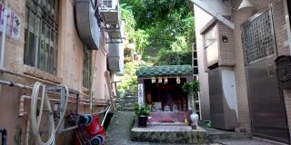 香港西贡村的神祠及树木