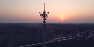 5G通信铁塔鸟瞰图