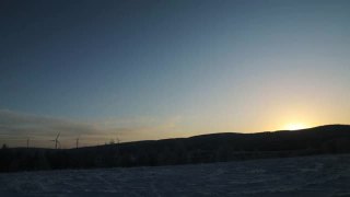 实时/鸟瞰图的日出冬季山视频素材模板下载