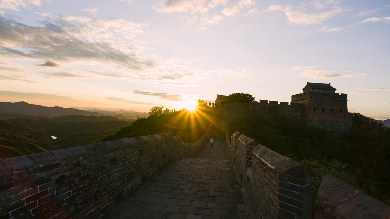 秋日的长城，美丽的云景(延时)