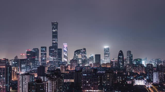 T/L TD鸟瞰图北京天际线和市中心在晚上/北京，中国