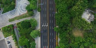 海南三亚滨江交通街道空中俯视图4k中国