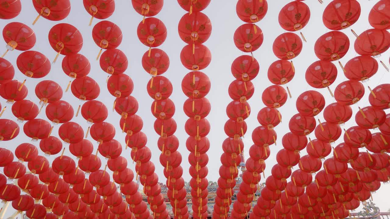 唐人街地区传统的中国新年灯笼。