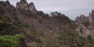 黄山紫云峰全景，被称为黄山，中国安徽