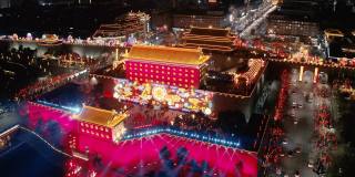 鸟瞰图古城墙南门庆祝中国春节，西安，陕西，中国