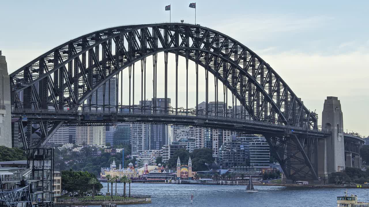 从白天到晚上的超级快照悉尼海港大桥，澳大利亚