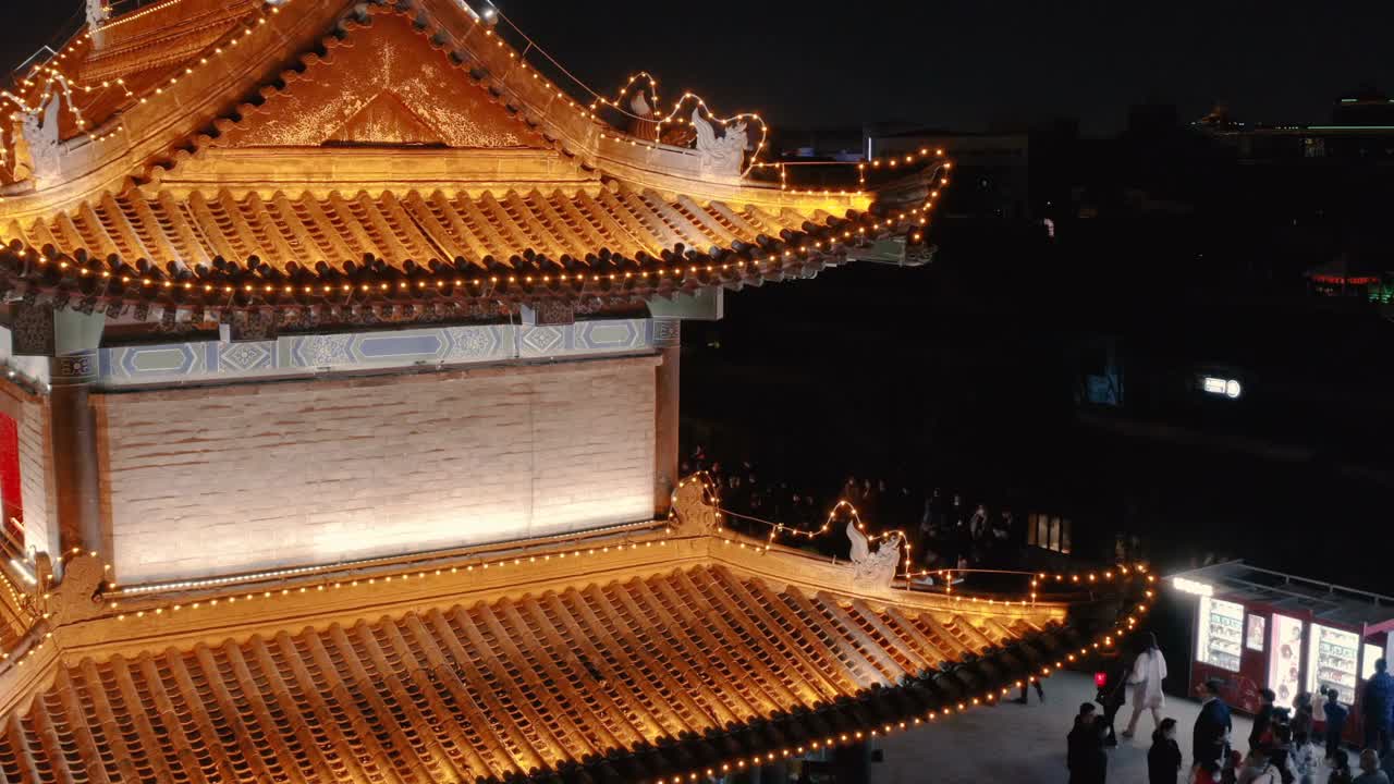 鸟瞰图古城墙南门庆祝中国春节，西安，陕西，中国