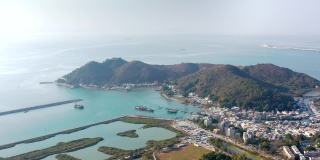 航拍大澳，香港著名的旅游景点。大屿山的传统渔村。