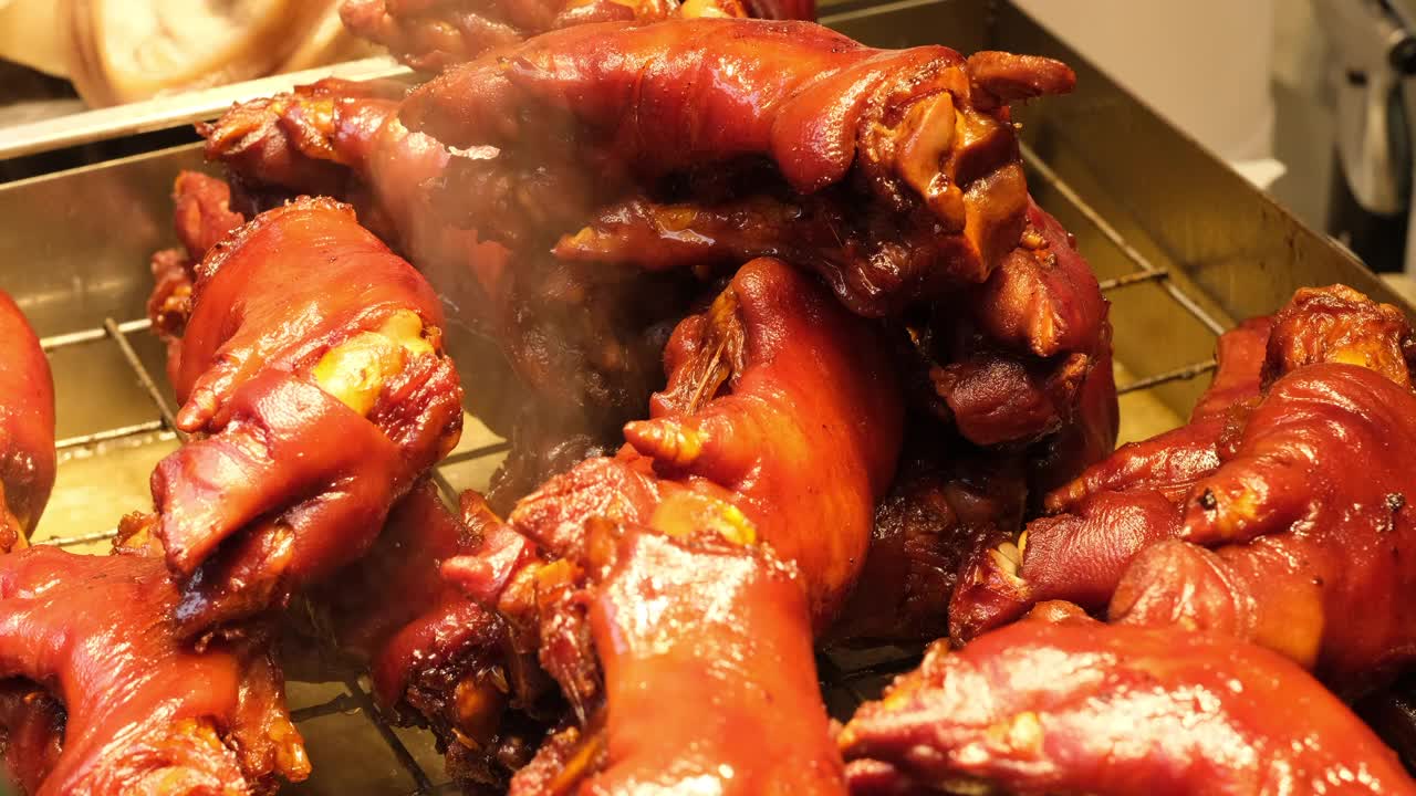 pot-stewed猪的猪、羊蹄。传统的中国食物