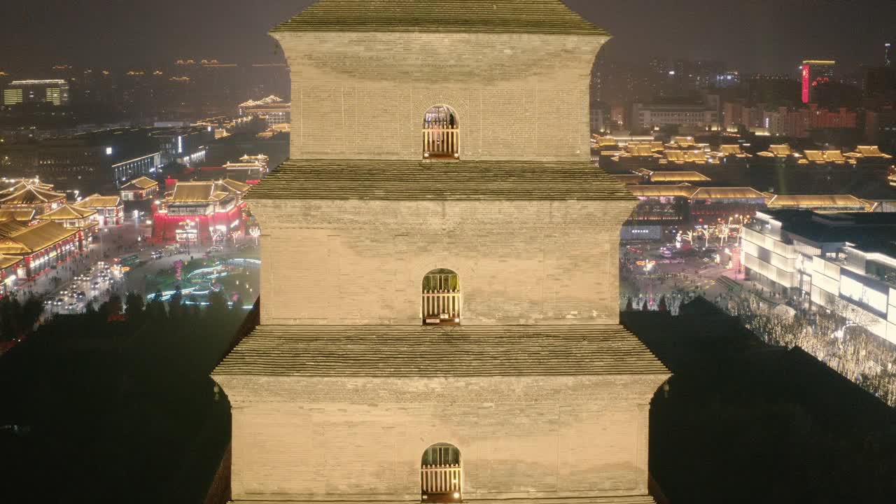 陕西西安大雁塔景区夜间鸟瞰图及城市天际线