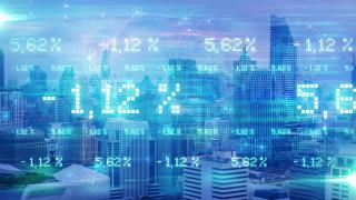 数字世界商业金融和AI数字技术理念，投资利润股票交易所市场价格与商务区中心城市延时背景视频素材模板下载