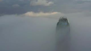 从天空看香港城市在雾天视频素材模板下载