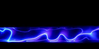 水平的霓虹蓝色激光以慢动作在黑色背景上流动