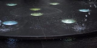 城市夜景喷泉慢镜头180帧/秒