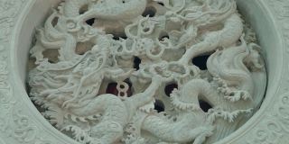 中国杭州灵隐寺墙上的浮雕。