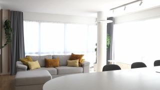 简约装饰的现代公寓，厨房和客厅视频素材模板下载