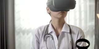 医生戴着VR眼镜分析医学检查
