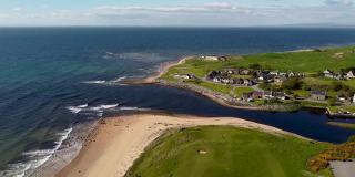 英国苏格兰布罗拉海岸的4k无人机拍摄画面