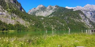 贝希特斯加登湖Königssee，一个阳光明媚的夏日