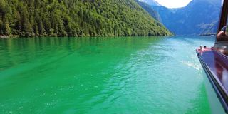 贝希特斯加登湖Königssee，一个阳光明媚的夏日