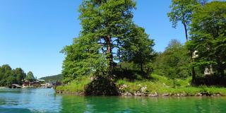 贝希特斯加登湖Königssee，一个阳光明媚的夏日