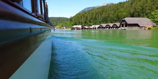 贝希特斯加登湖Königssee，一个阳光明媚的夏日