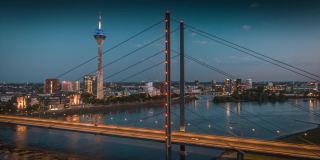 莱恩膝盖桥Düsseldorf -航拍