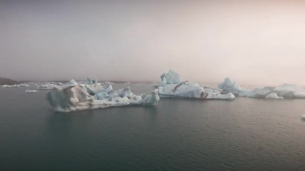 冰岛Jökulsárlón冰山礁湖冰岛FPV无人机4K视频Jokulsarlon