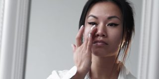 面部护理女性美容治疗光滑肌肤