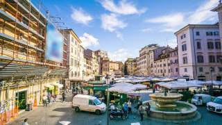 意大利罗马鲜花广场(Piazza Campo de' Fiori)的市场时间推移视图视频素材模板下载