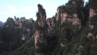 中国湖南张家界武陵源风景区鸟瞰图视频素材模板下载