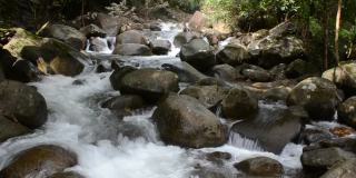 泰国国家公园的瀑布