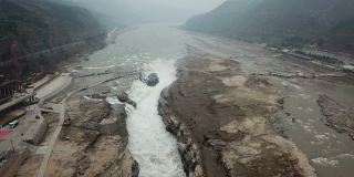 中国陕西，无人机俯瞰壶口瀑布