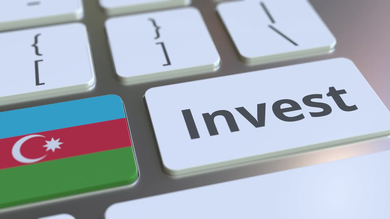 电脑键盘上的按钮上有INVEST文本和阿塞拜疆国旗。与商业相关的概念3D动画