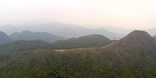 香港马鞍山远足径航拍片段，白天，雾天