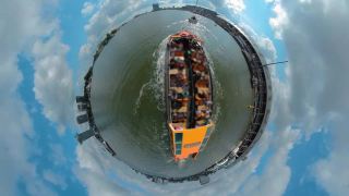 小星球格式的乘船在阿姆斯特丹视频素材模板下载