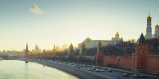 莫斯科河和克里姆林宫的超缩，俄罗斯