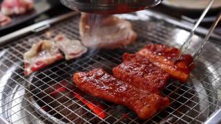 烤猪肉牛肉韩国烧烤视频素材模板下载