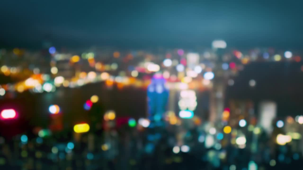 香港维多利亚山顶的散景灯