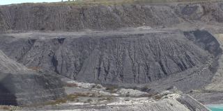 巨大的整体造成了澳大利亚煤炭开采的环境问题