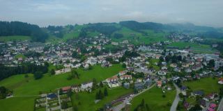 俯瞰瑞士图芬市