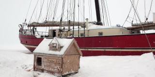 帆船帆船基地在北极。