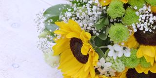 向日葵的婚礼花束。天然植物的背景。